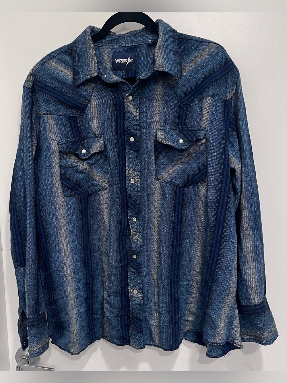 Wrangler Men’s Blue Striped Western Pearl Snap Button Down Flannel Shirt XL